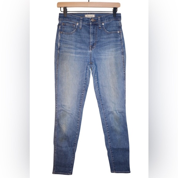 10" High-Rise Skinny Jeans in Med Wash - Picture 4 of 9